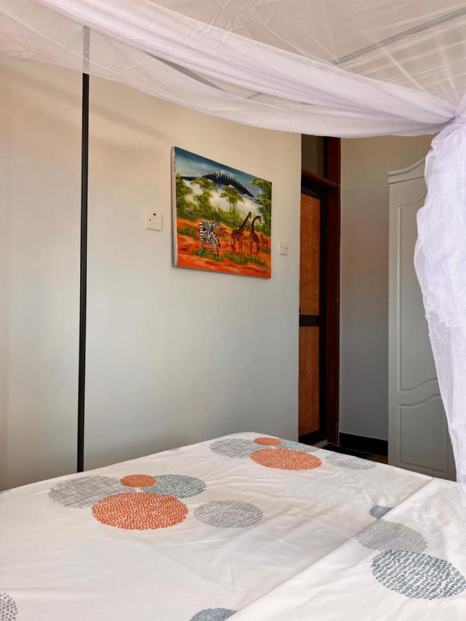 Haika Home Lodge Dar es Salaam Exterior photo
